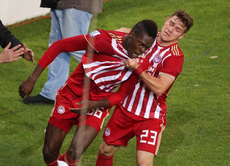 Σισέ: «Δεν πρέπει να παραιτηθούμε»