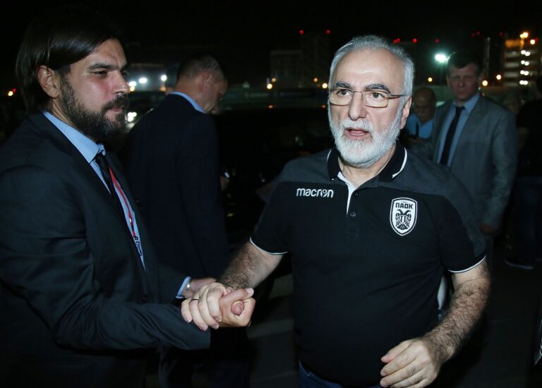 ΠΑΟΚ: Χαμός με Σαββίδη στα Γρεβενά (pic & vids)