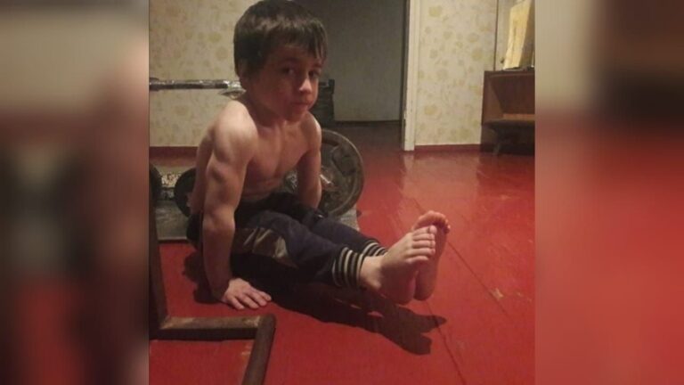 Πεντάχρονος Τσετσένος έκανε 4.105 συνεχόμενα push-ups! (vds)