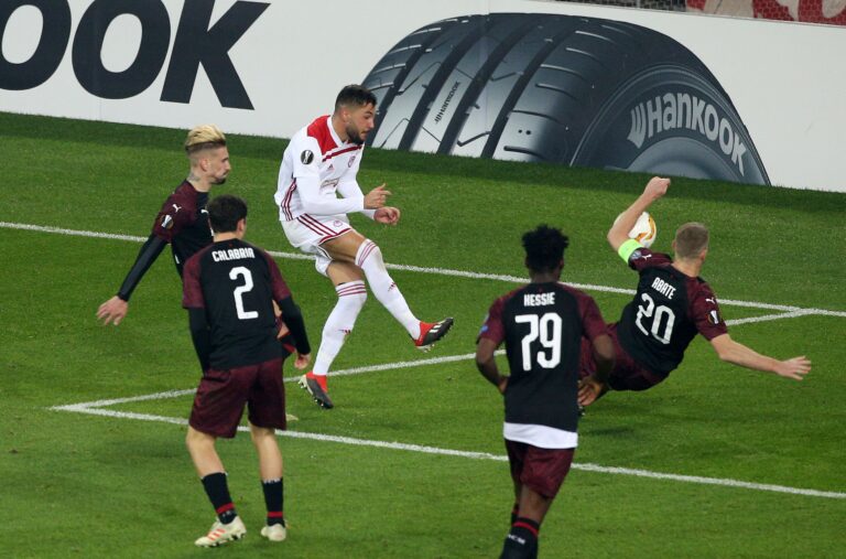 Ολυμπιακός – Μίλαν: Τα ιταλικά ΜΜΕ τα ρίχνουν στη διαιτησία