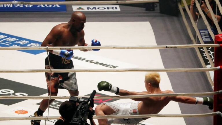 Ο Μεϊγουέδερ κέρδισε κι έβγαλε 9 εκατ. δολάρια σε 140 δευτερόλεπτα!