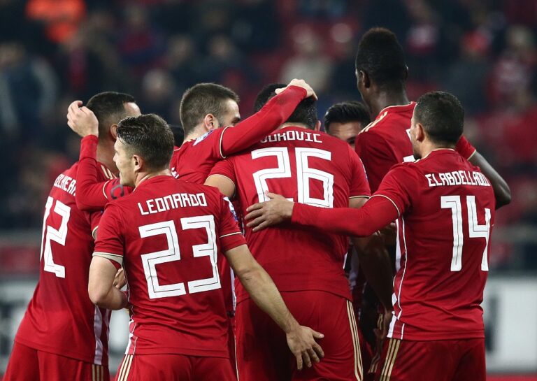 Με έναν killer βάζει το… χέρι του στον τίτλο!