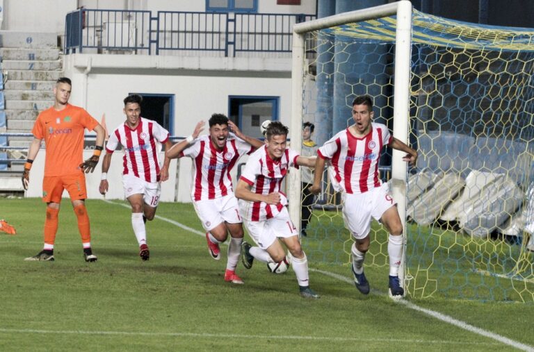 Μπούσι: «Ο Μπουλάρι θα εξελιχθεί σε σπουδαίο επιθετικό»