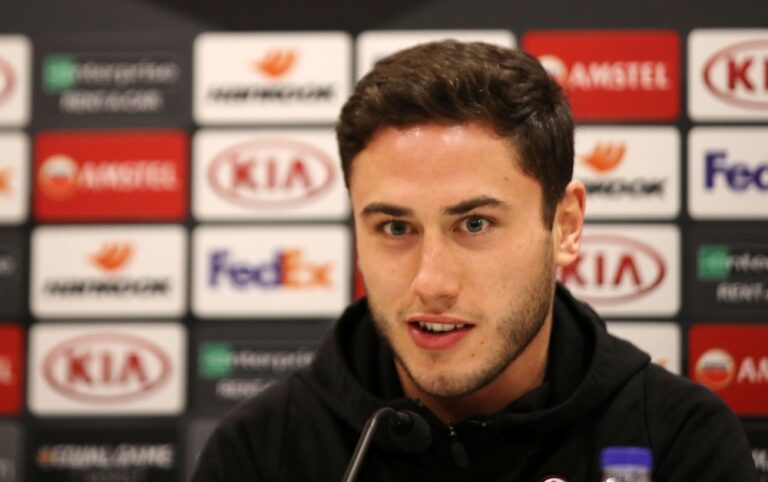 Καλάμπρια: «Να κάνουμε τη δουλειά μας»