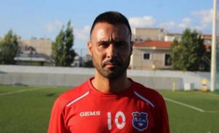 Άγιοι Ανάργυροι: Αποχωρεί ο Δωροβίνης