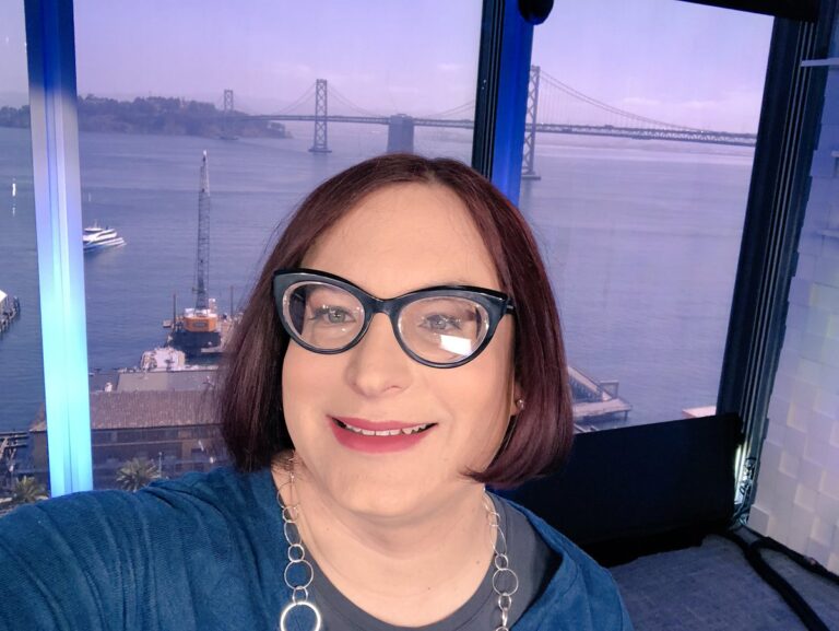 Η κυρία είναι ο γιός του Ρόκυ !