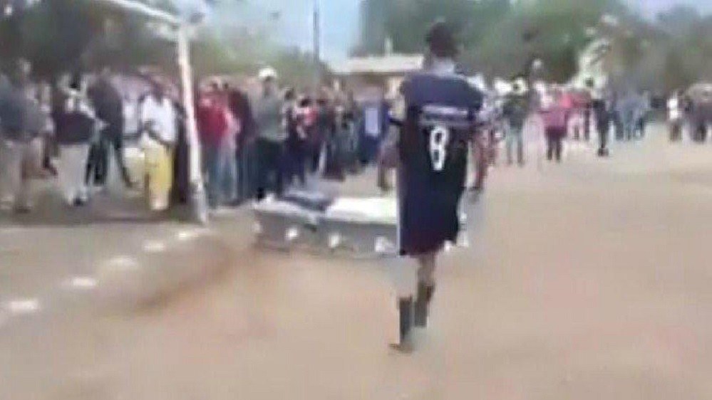 Μεξικό: Σκόραρε..νεκρός ποδοσφαιριστής (vid)