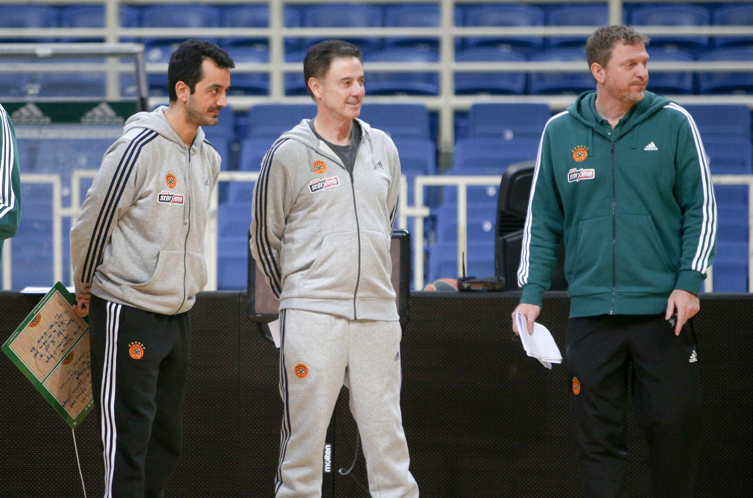 Πιτίνο: «Δεν μπορώ να κάνω μαγικά σε μία μέρα» (pics)