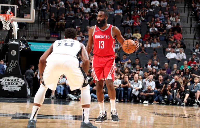 «Παρέσυραν» τους Σπερς οι Χιούστον Ρόκετς (vid)