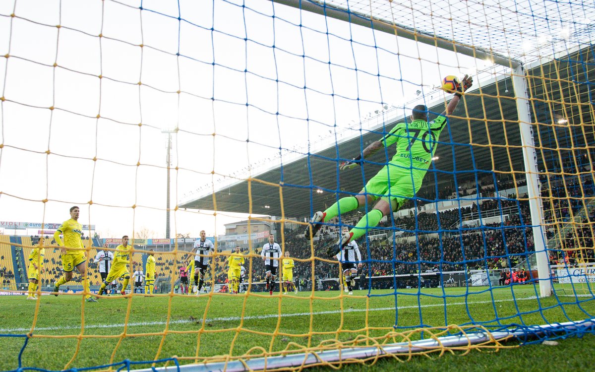 Ο Μπρούνο Άλβες «κάρφωσε» τον Σορεντίνο (vid)