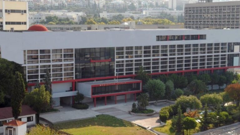 Επέτειος Αλέξανδρου Γρηγορόπουλου: Υπό κατάληψη η Θεολογική Σχολή του ΑΠΘ