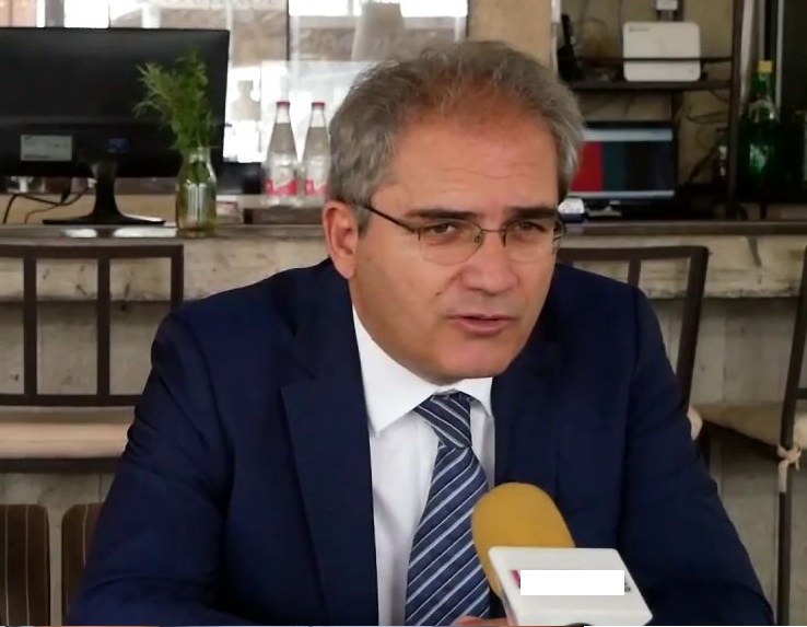 Ακέφαλη η Καλαμάτα, η “μπάλα” στον Χριστόπουλο