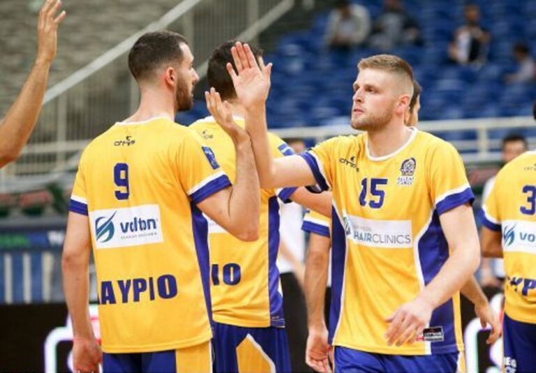 Χαραλαμπόπουλος: Χειρουργήθηκε και επιστρέφει σε έναν μήνα (pic)