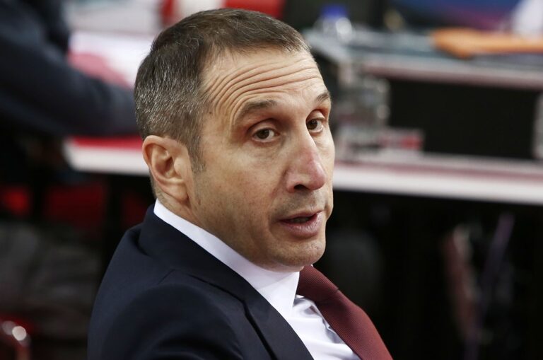 Μπλατ: «Δεν σκέφτομαι μεταγραφή, σκέφτομαι την Μπαρτσελόνα»