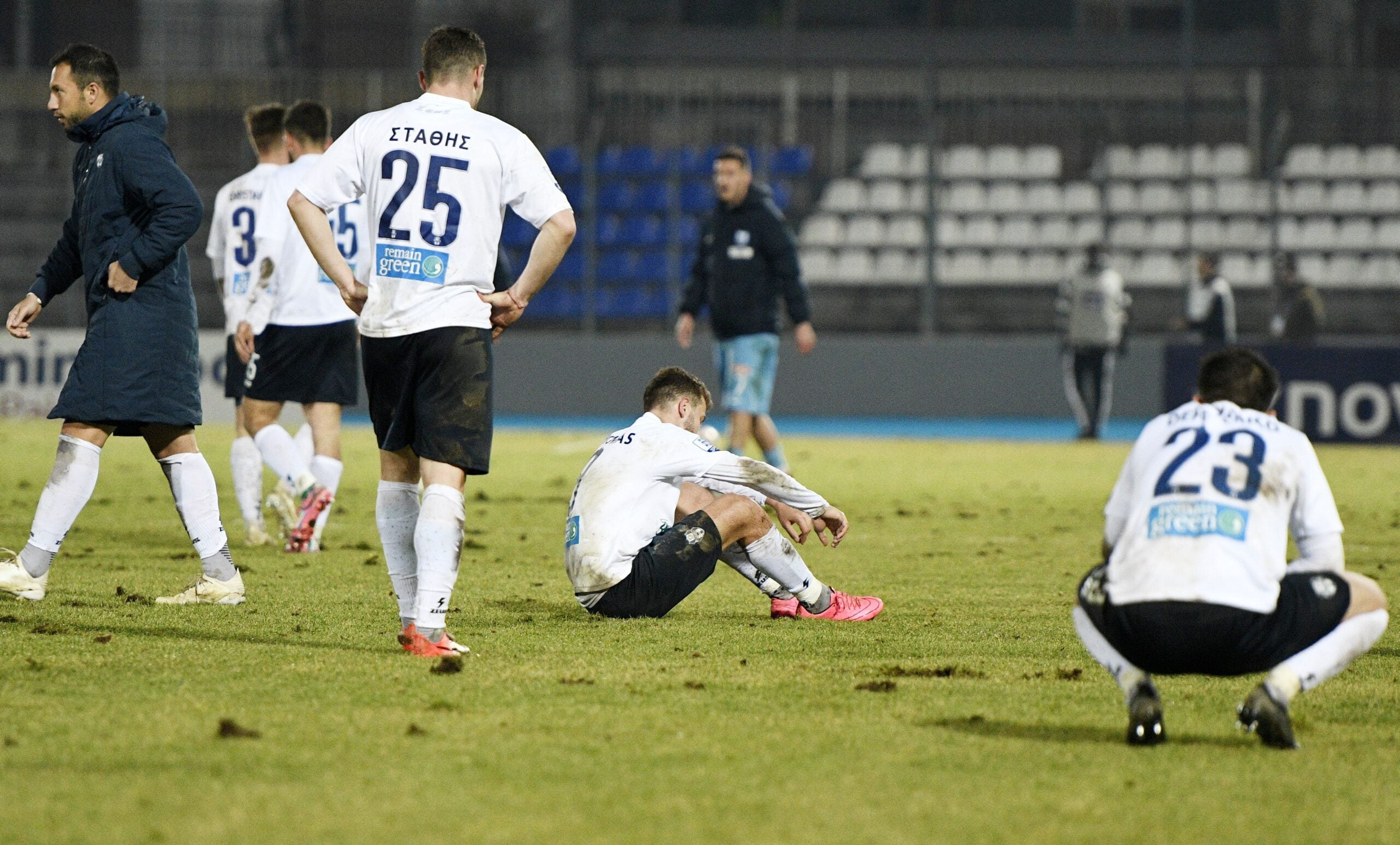 Απόλλων Σμύρνης: Διπλή ανακοίνωση για τη διαιτησία