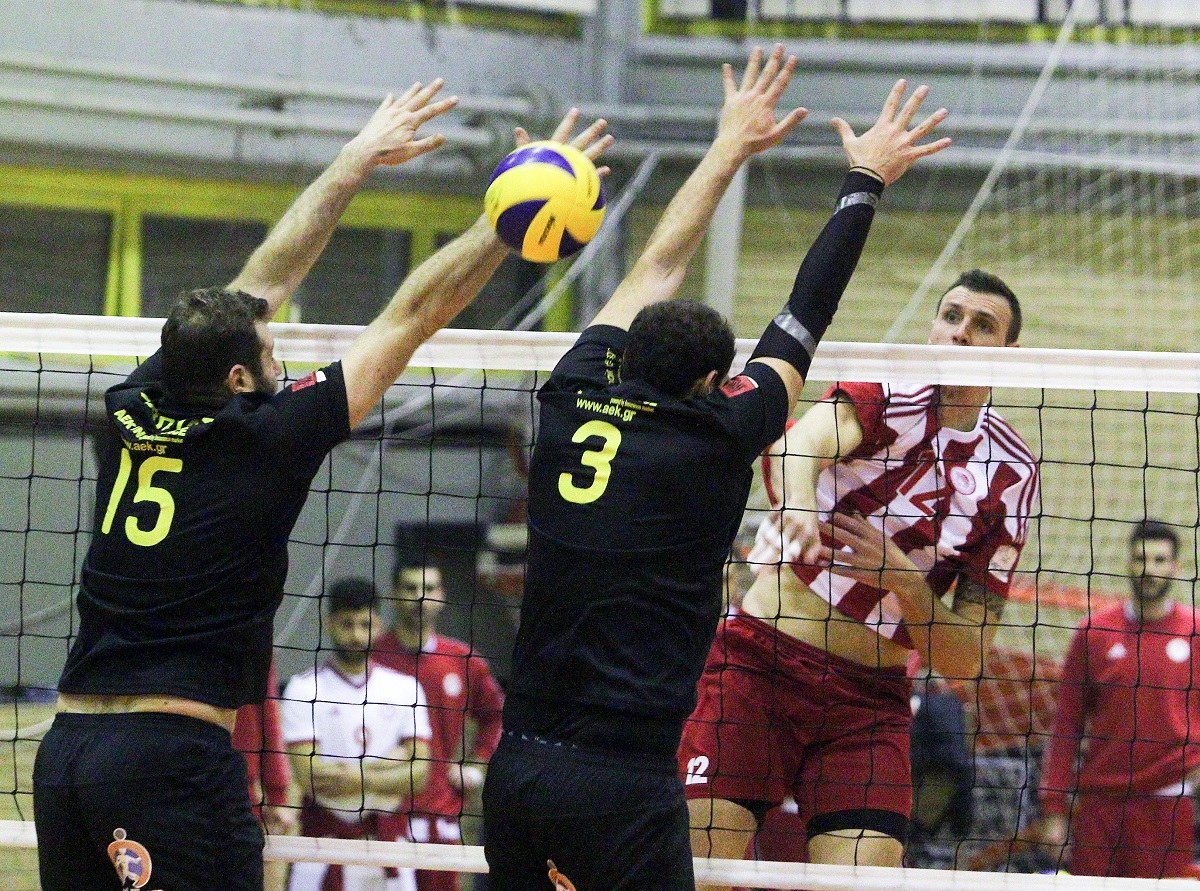 ΑΕΚ – Ολυμπιακός 1-3: Σοβαρεύτηκε και κέρδισε