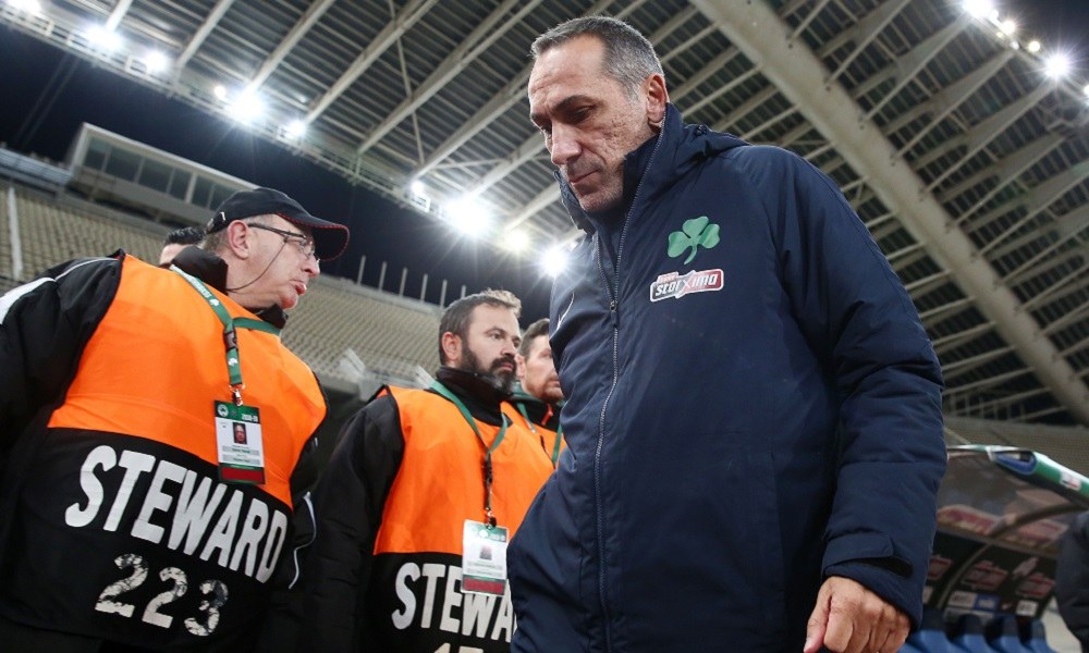 Ο Δώνης παλεύει με τα πέτρινα χρόνια