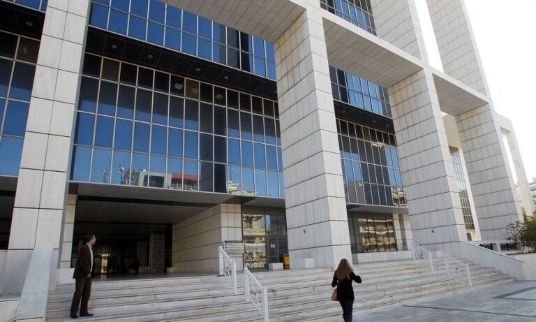 Τηλεφώνημα για βόμβες στο Εφετείο και την Ευελπίδων