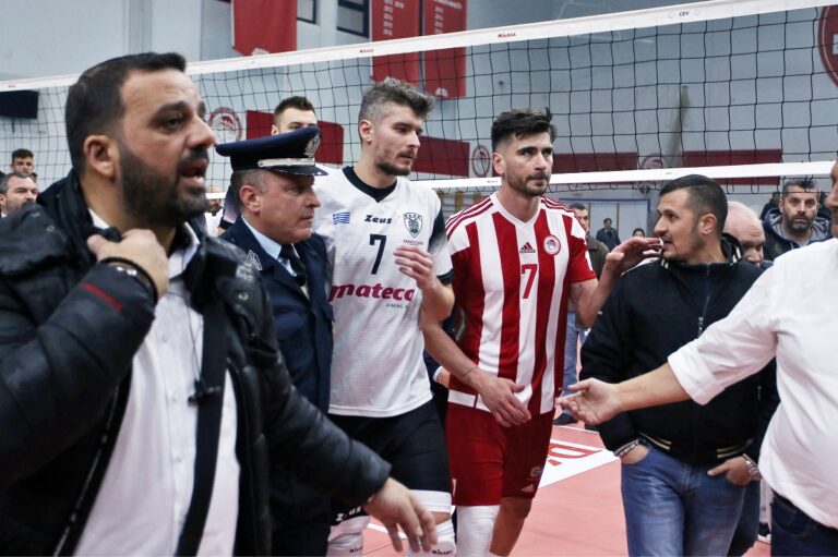 Ολυμπιακός βόλεϊ: Πρόστιμο για τον Φιλίποφ