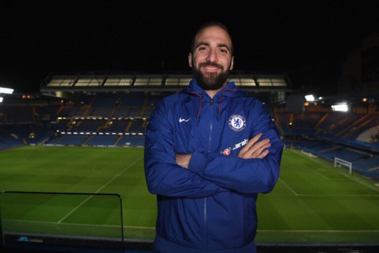 Ο Ιγκουαΐν θέλει να ανοίξει λογαριασμό και στο κύπελλο