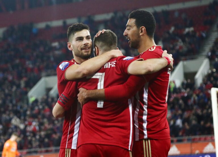 Ολυμπιακός: Στέλνει τη λίστα στην UEFA