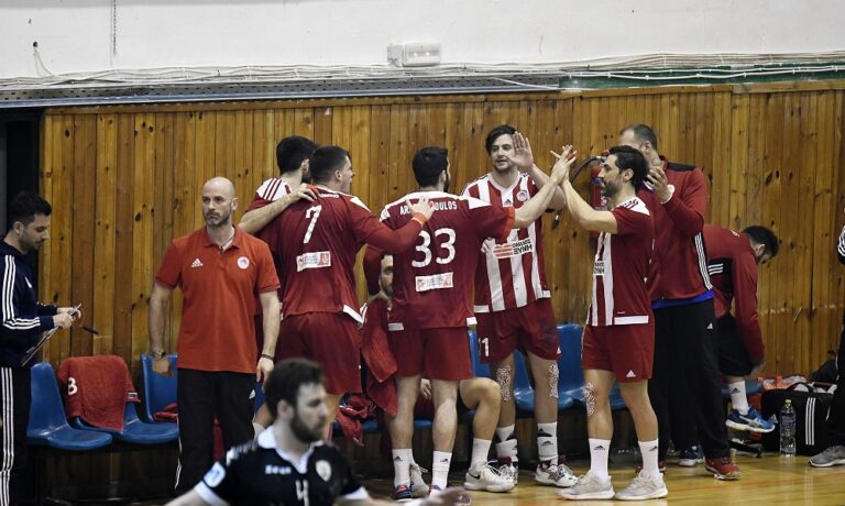 ΠΑΟΚ – Ολυμπιακός 23-27: Από την Νεάπολη… στον τελικό οι Πειραιώτες