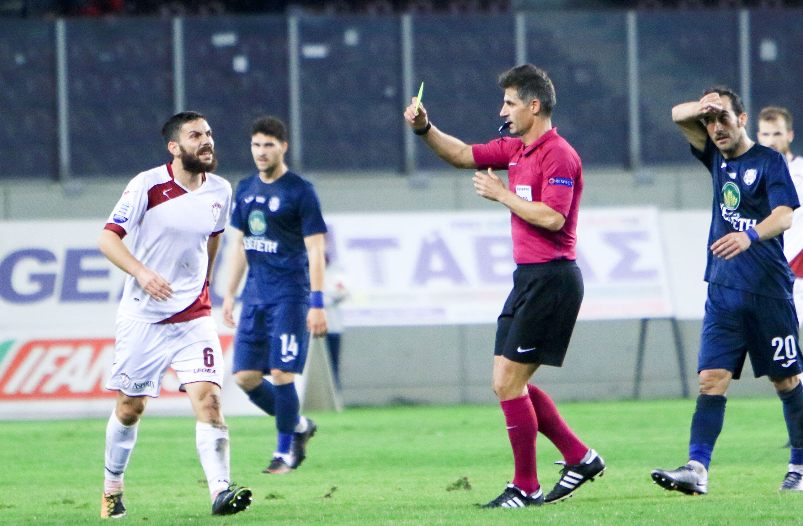 Ο Περέιρα «έβαλε» τον Σιδηρόπουλο απέναντι στον Κούγια