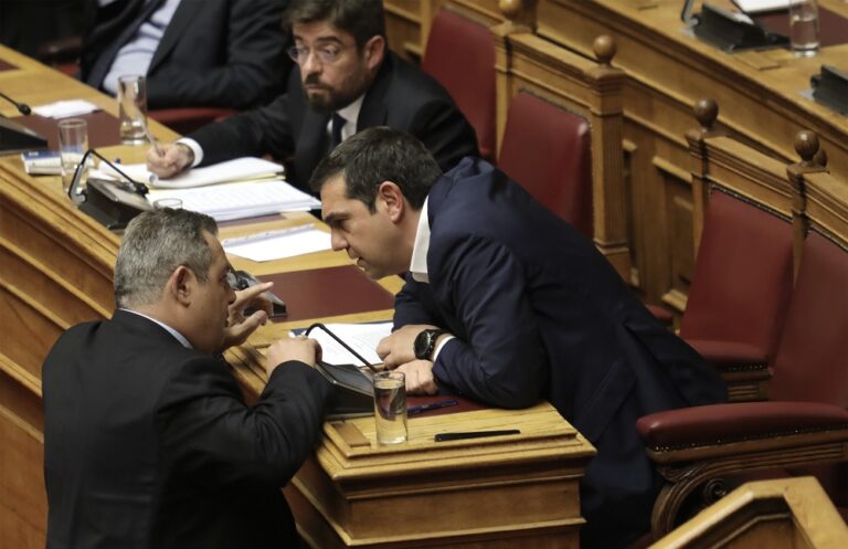 Στις 10:30 το ραντεβού Τσίπρα- Καμμένου – Έντονο παρασκήνιο