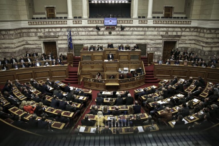 Βουλή: Κορυφώνεται η «μάχη» για τη συμφωνία των Πρεσπών