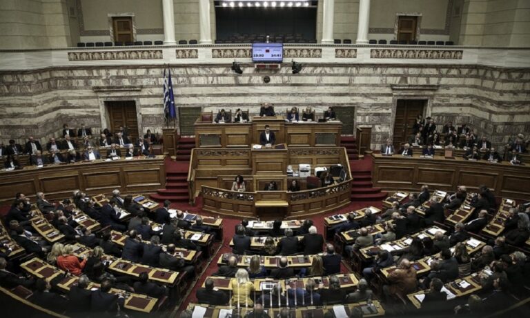 Κατατέθηκε στη Βουλή το πρωτόκολλο κύρωσης της ένταξης της ΠΓΔΜ στο ΝΑΤΟ