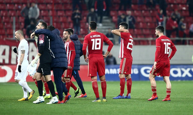 Ολυμπιακός: Αντιπροσωπεία οπαδών στα αποδυτήρια…