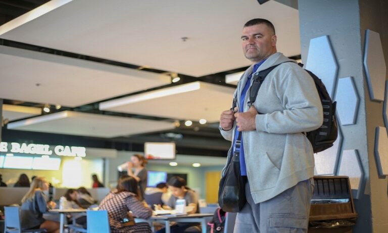 Βάσκο Ευθίμοφ: Πτυχιούχος στα 41 του χρόνια!