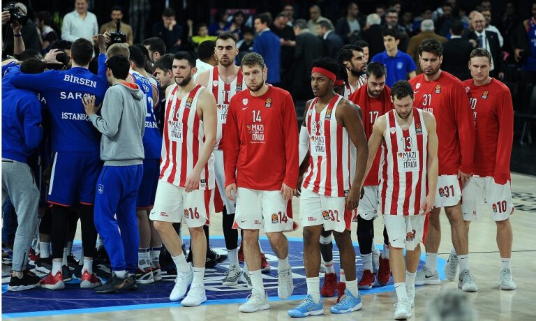 H… βαλίτσα έχει πάει μακριά