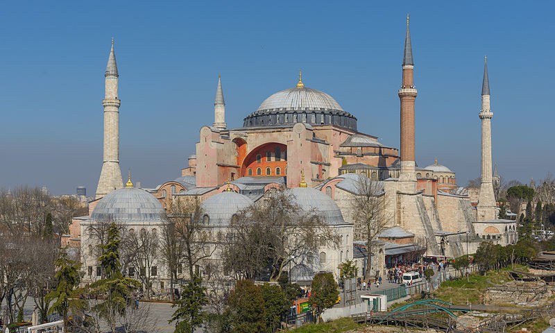 Σαν σήμερα θεμελιώνεται ο ναός της Αγίας Σοφίας στην Κωνσταντινούπολη, το 532 μ.Χ.