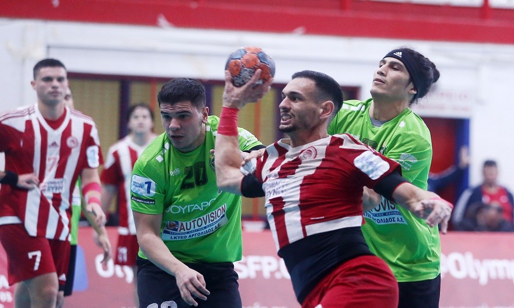 Handball Premier: Σταθερά στην κορυφή ο Ολυμπιακός και τώρα η ΑΕΚ