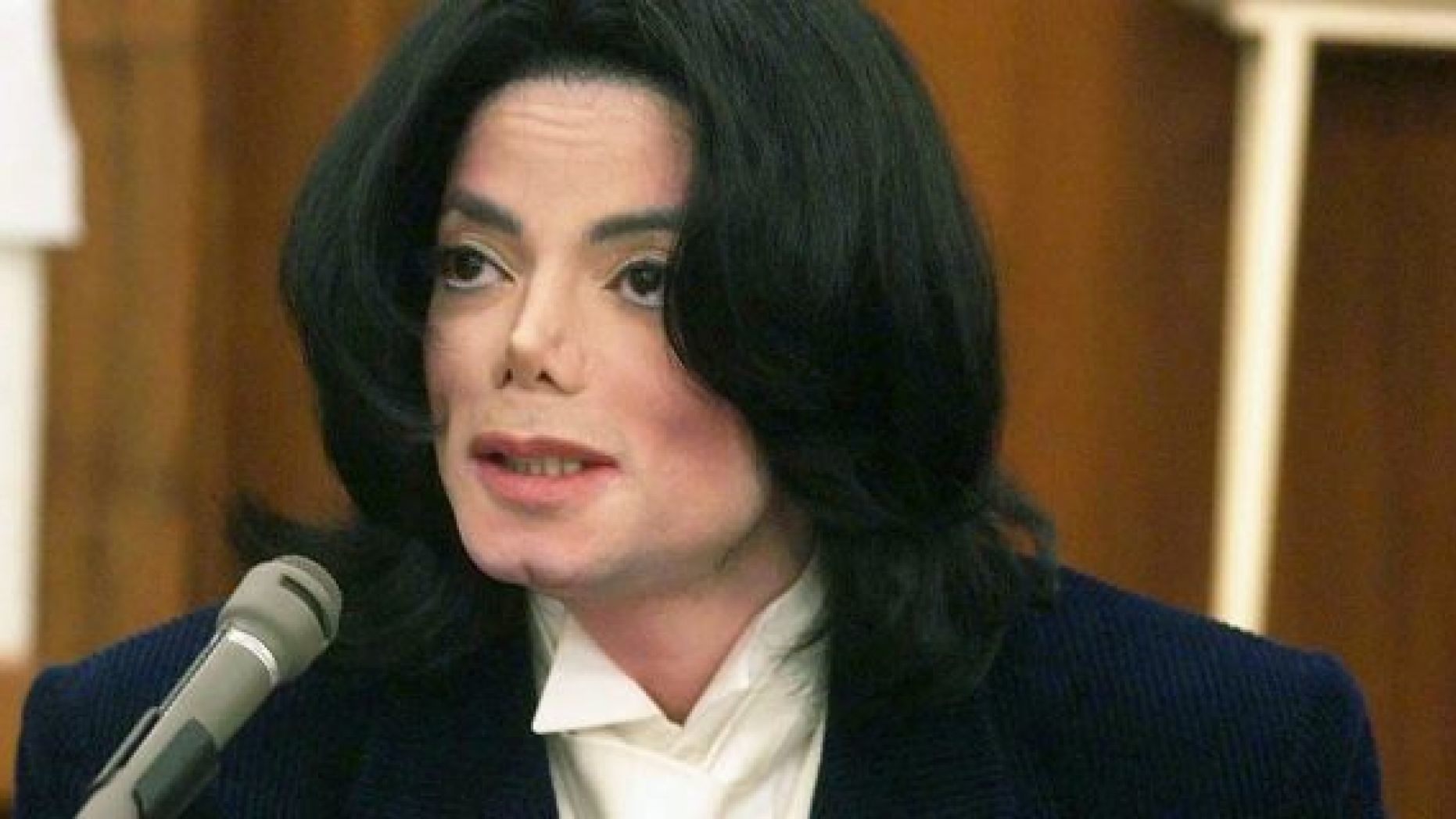 Μάικλ Τζάκσον: Ζητούν την εκταφή του για να αποδείξουν ότι ήταν παιδόφιλος!