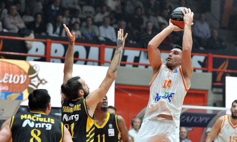 Κασελάκης: «Ώθηση για την τρίτη θέση»