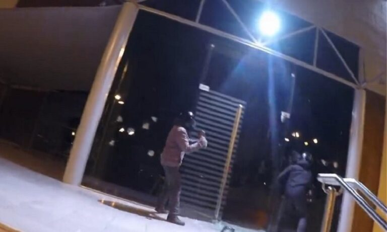 Αλωνίζει ο Ρουβίκωνας: Νέο χτύπημα σε πολυκατάστημα