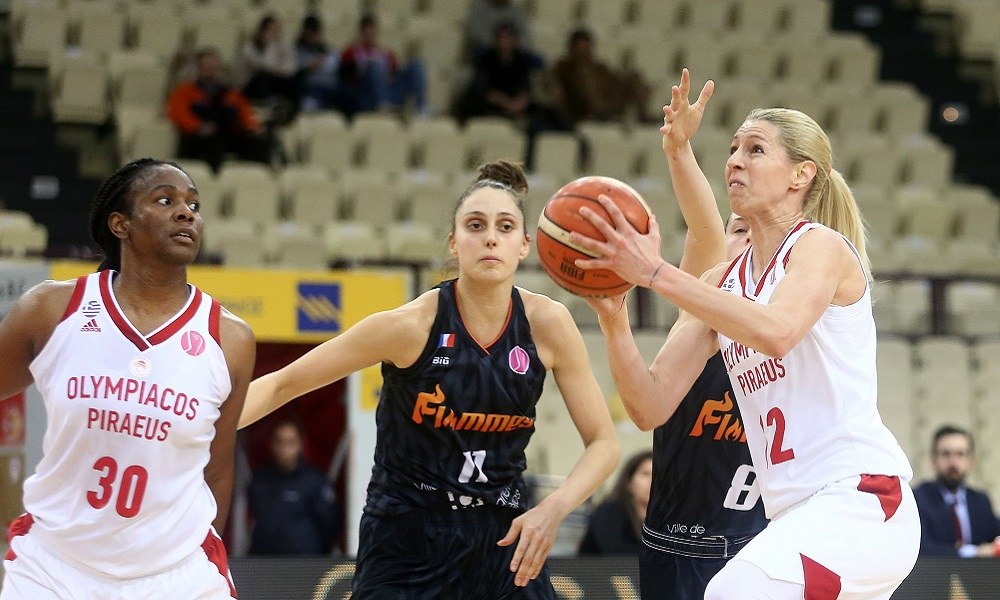 Ολυμπιακός – Καρολό: Βuzzer beater η Σωτηρίου πίσω από το κέντρο (vid)