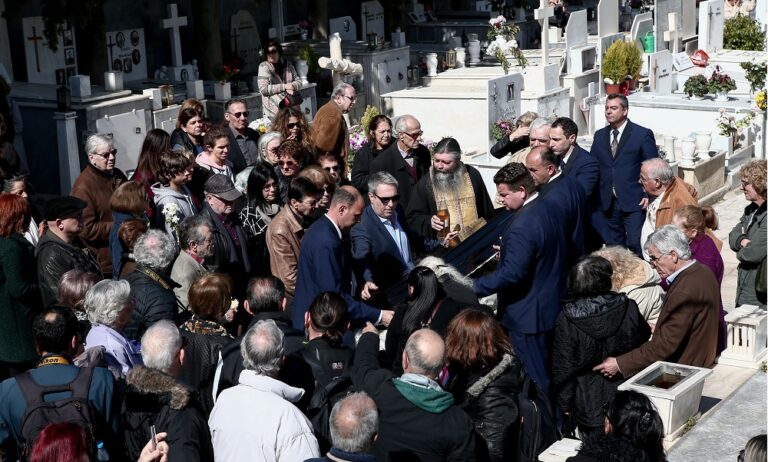 Φαίδωνας Γεωργίτσης: Το «τελευταίο χειροκρότημα»