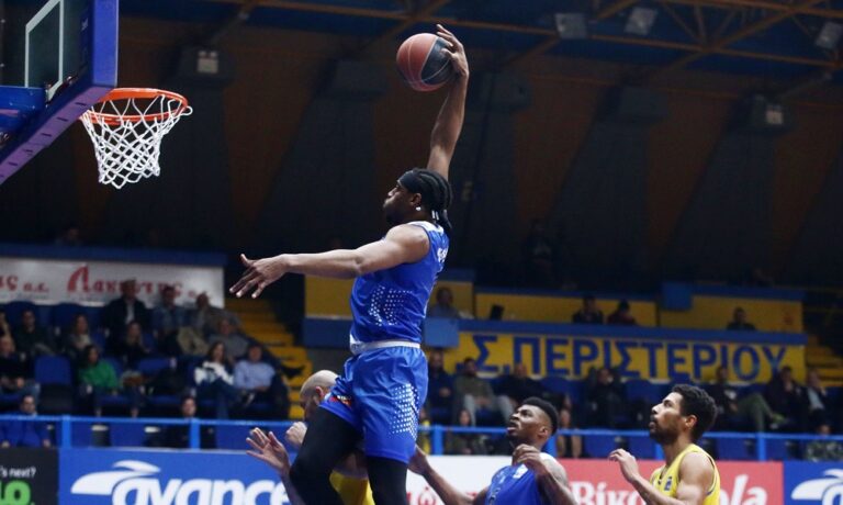 Κύμη: «Οι τρεις διαιτητές οφείλουν να ζητήσουν συγνώμη»