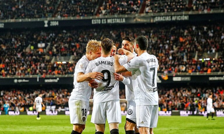 Βαλένθια: Έξαλλοι πανηγυρισμοί για την πρόκριση στον τελικό! (vid)