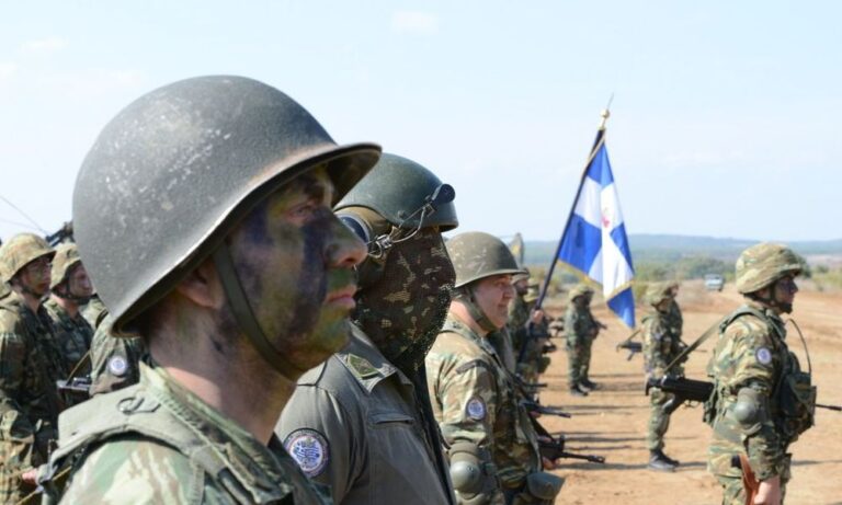 Στρατολογία: Δελτίο Απογραφής οι γεννημένοι το 2001