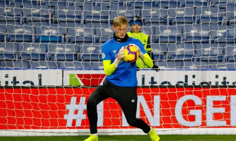 Αγγλία: Επική γκάφα «υπναρά» τερματοφύλακα! (vid)