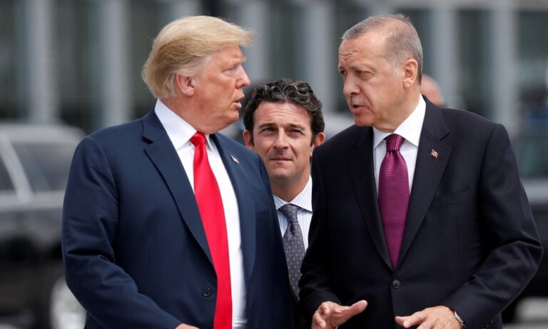 Ερντογάν: «Αντίποινα στον Τραμπ με την Αγιά Σοφιά»