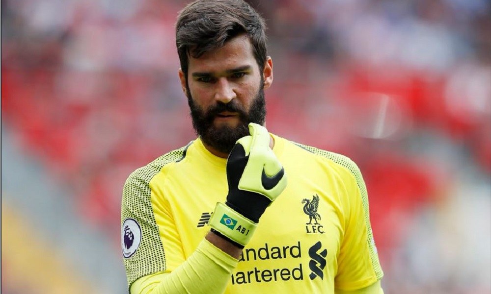 Λίβερπουλ: Ο Άλισον Μπέκερ έχει μάτια στην… πλάτη! (vid)