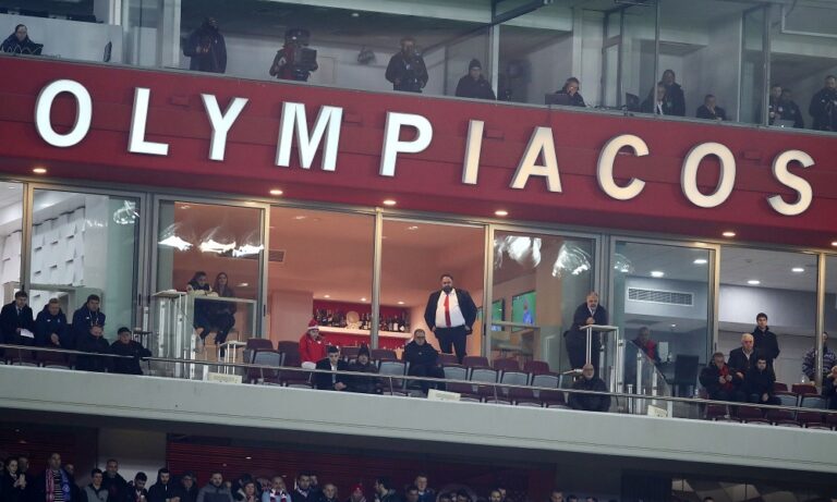 «Στηρίζουμε τους Αγγελόπουλους. Ο Μαρινάκης είναι εδώ»