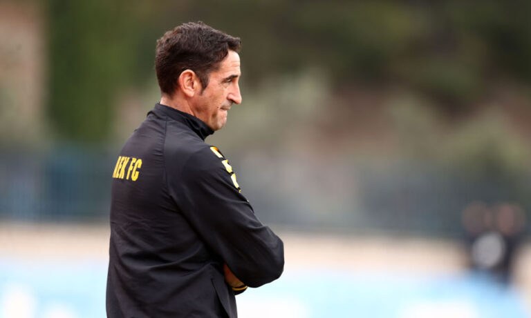 ΑΕΚ: Τι ισχύει για την παραμονή Χιμένεθ