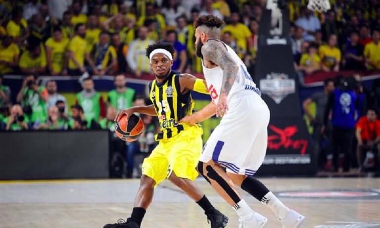 Φενερμπαχτσέ: Ανανέωσε ο Ντίξον (pic)