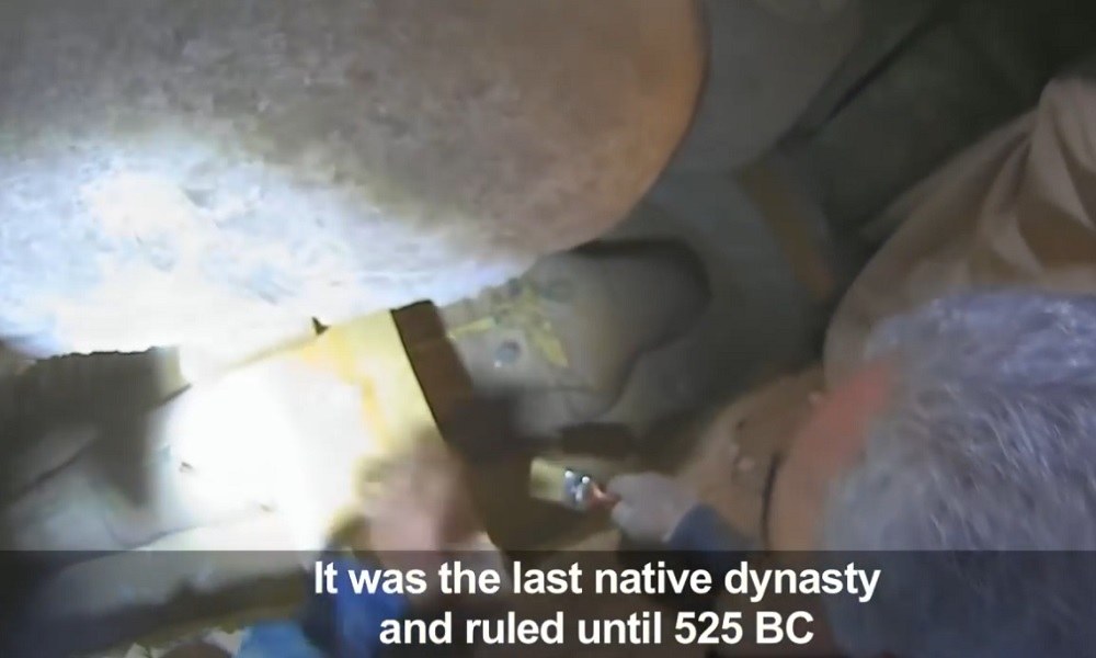 Αίγυπτος: Βρέθηκε σαρκοφάγος σε νεκρόπολη (pic & vid)